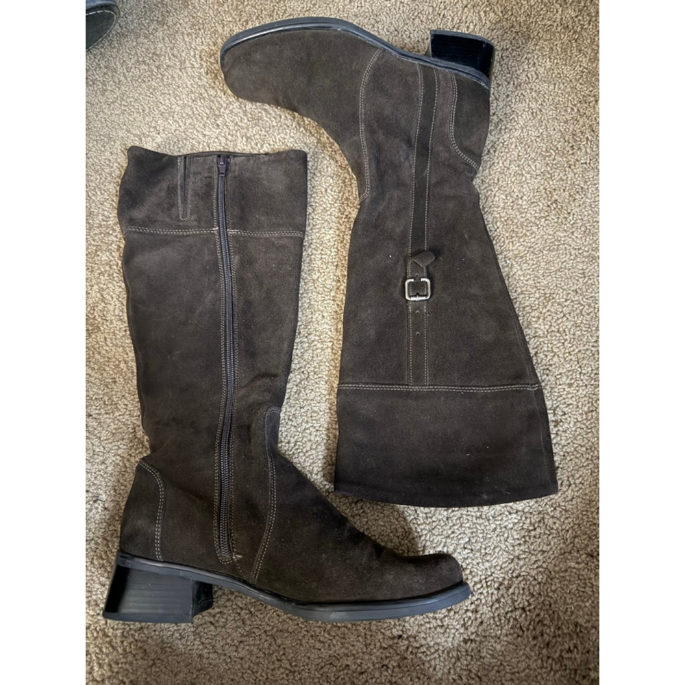 Women's La Canadienne Passion waterproof Suede Heeled Boots in Espresso Size 8